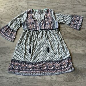 Knox Rose 3/4th v neck sleeves dress